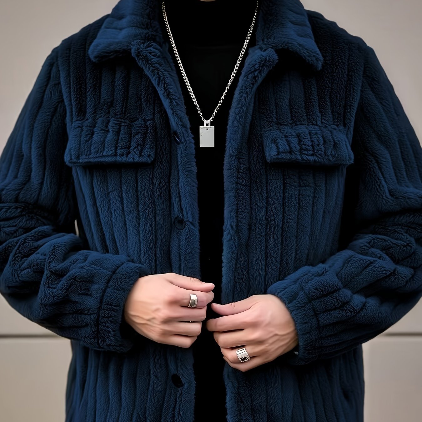 Axton™ | De Stedelijke Pluche