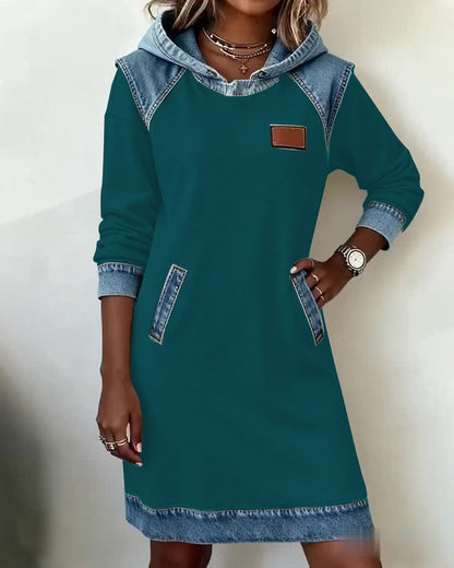 Laluna® | Jurk met capuchon en contrasterende inzetstukken
