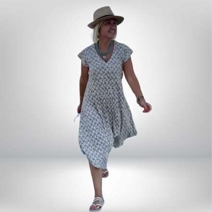 Leonie – Jurk met V-hals en losvallend silhouet