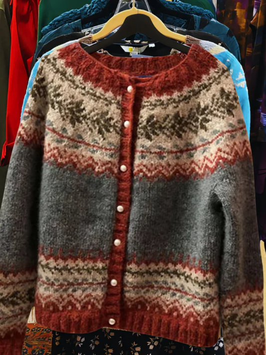 Nelia – Gebreide cardigan met klassiek winterpatroon