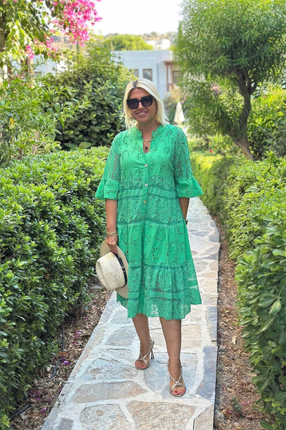 Mirelle – Tijdloze jurk met ingewikkelde details