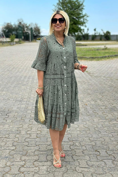 Mirelle – Tijdloze jurk met ingewikkelde details